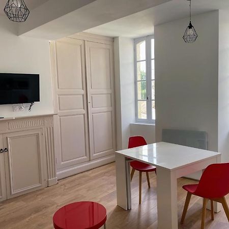 Le Colore- T2 Confortable Avec Vue Sur Nérac Eksteriør bilde