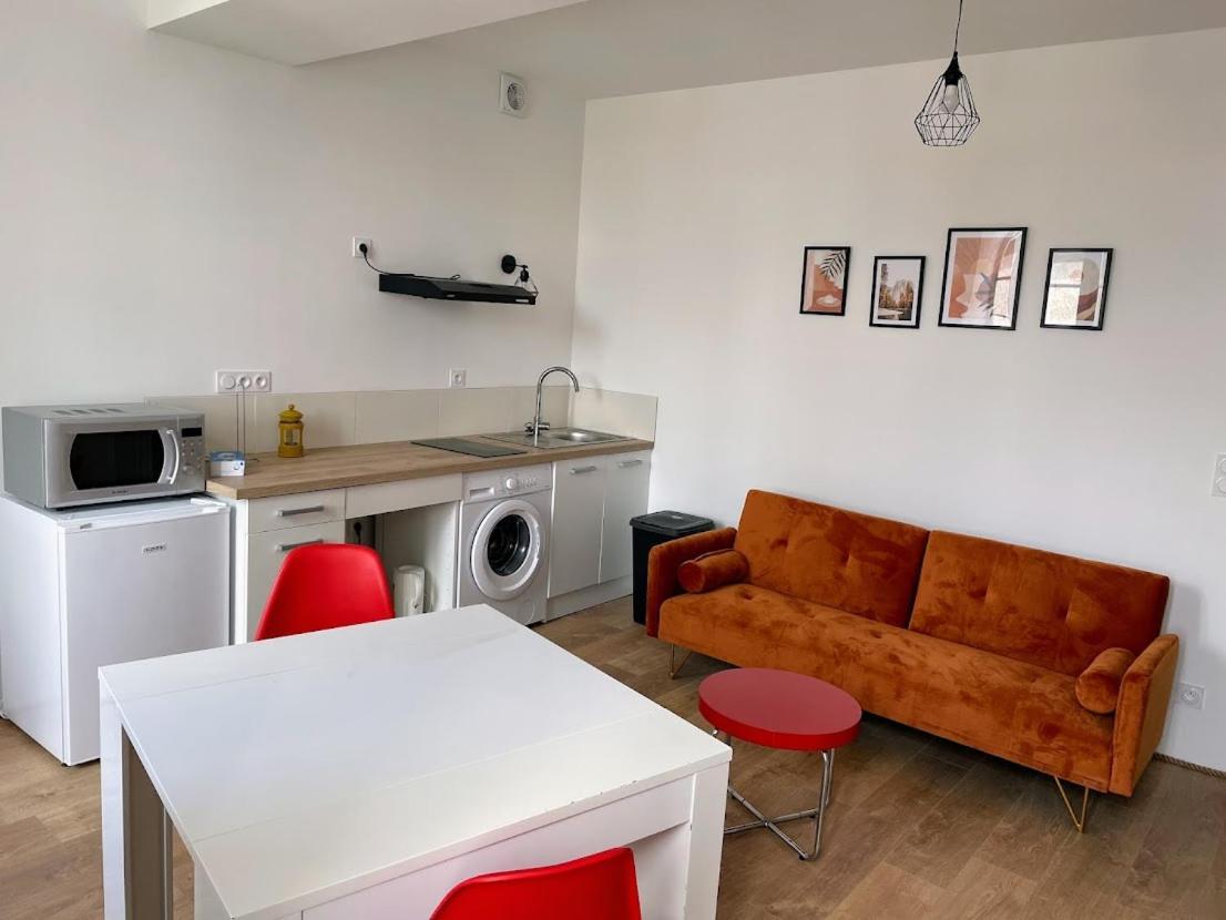 Le Colore- T2 Confortable Avec Vue Sur Nérac Eksteriør bilde
